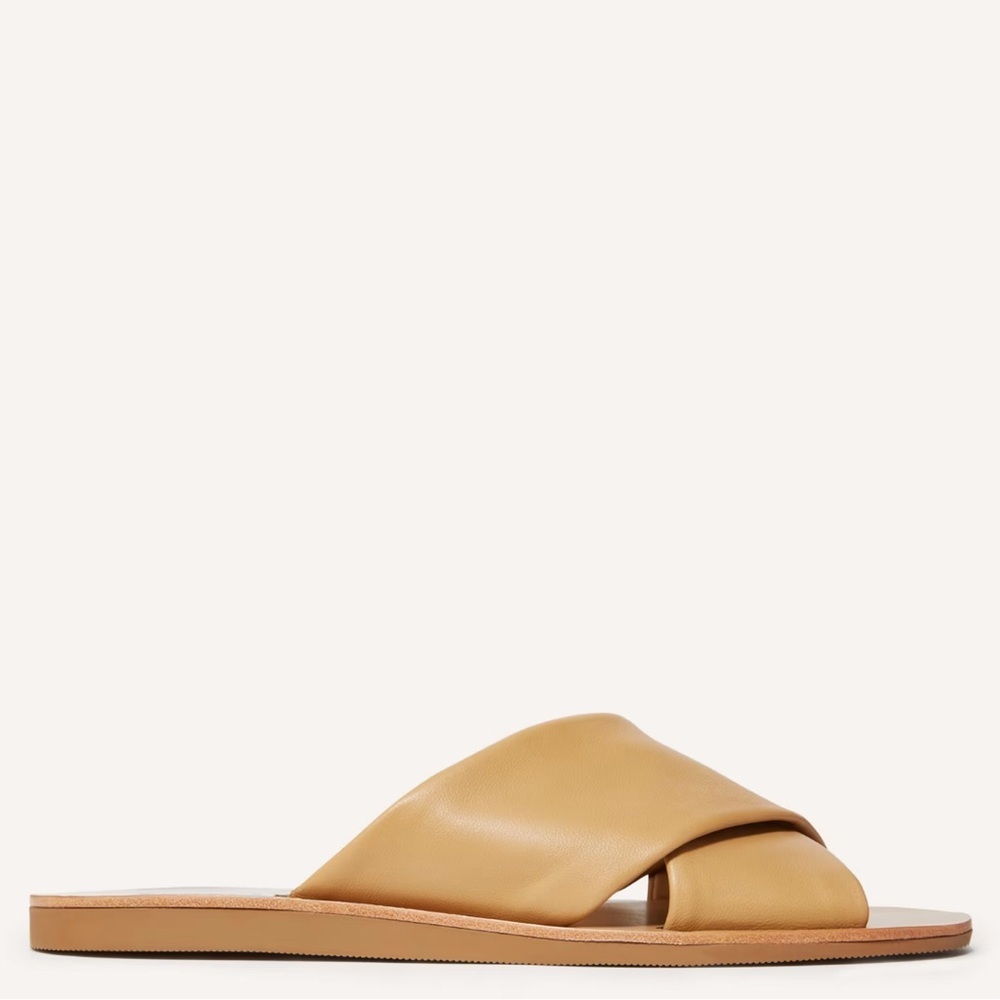 🎗️ Everlane  🎗️ The Day Crossover Sandal LIGHT TAUPE 7.5 - Picture 2 of 11